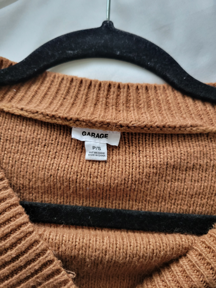 GARAGE Brown Plaid Cropped Knit Sweater / Cardigan image indicator(3)