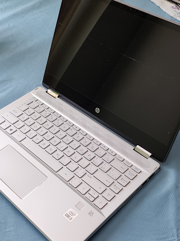 HP Pavilion x360 14" Laptop image indicator(2)