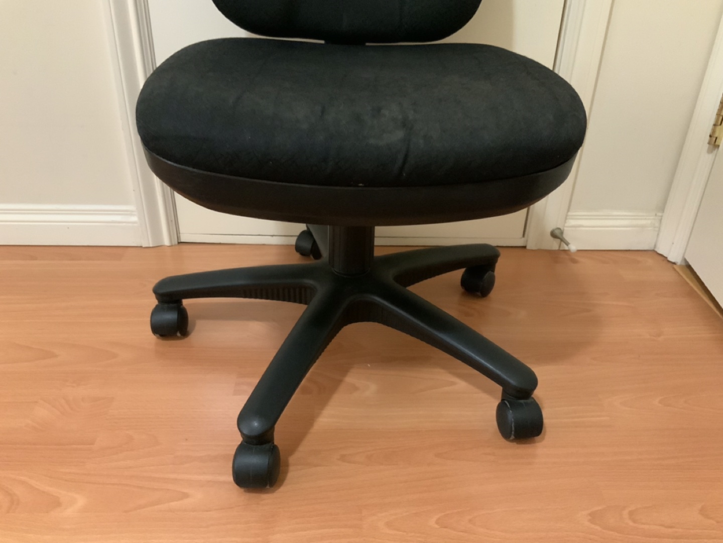 Desk chair - photo 2