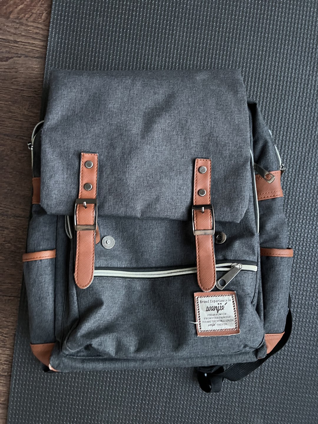 Stylish backpack w laptop sleeve thumbnail