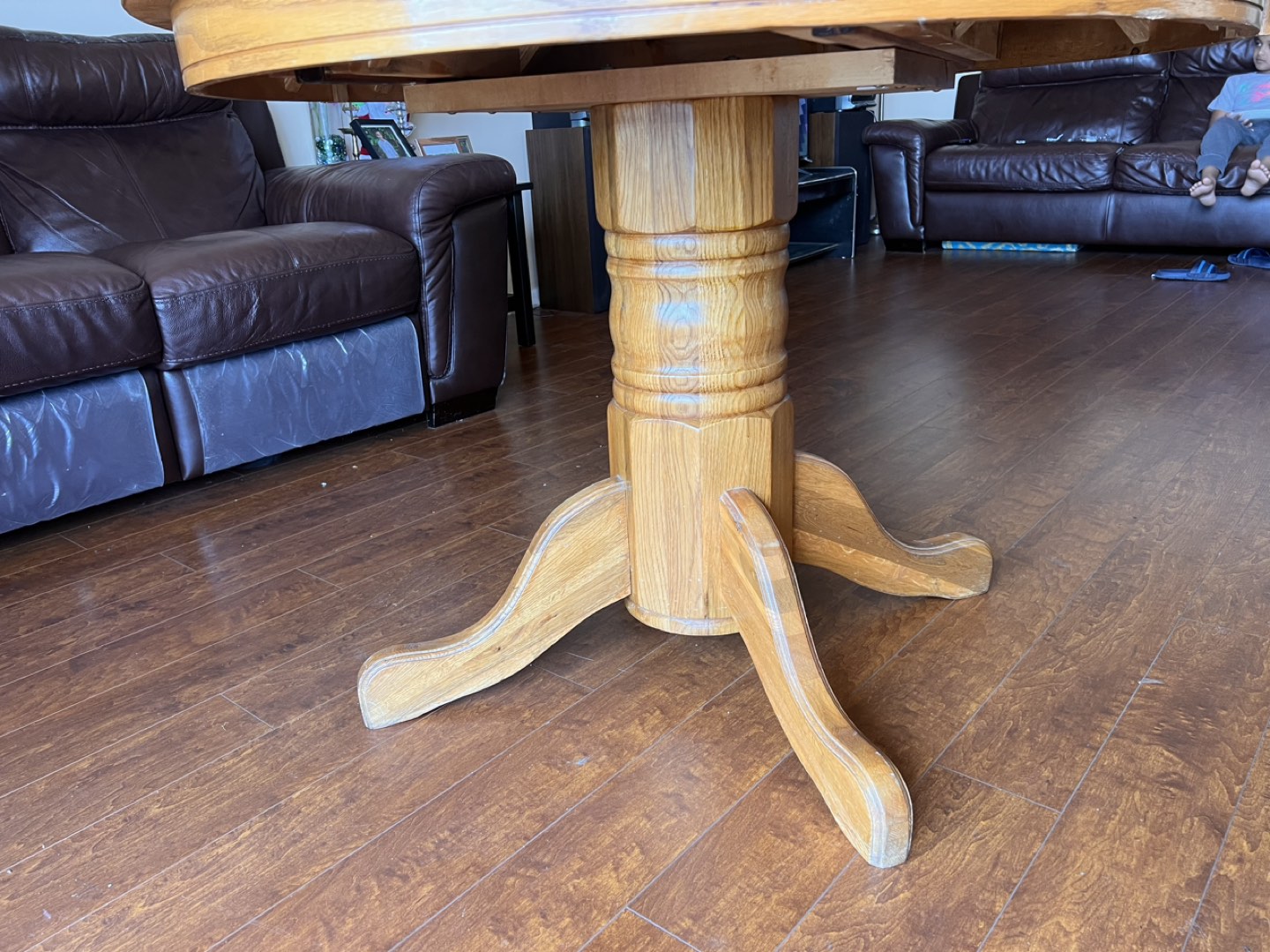 Extendable Dining Table - photo 3
