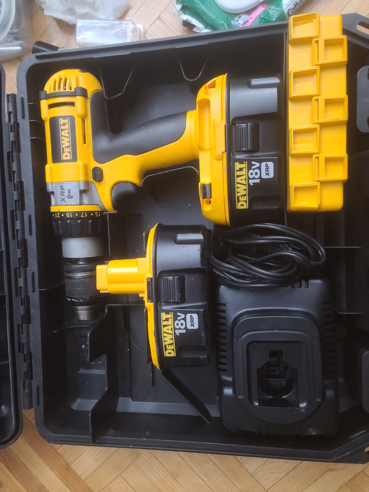 Dewalt  cordless hammer drill Tool thumbnail