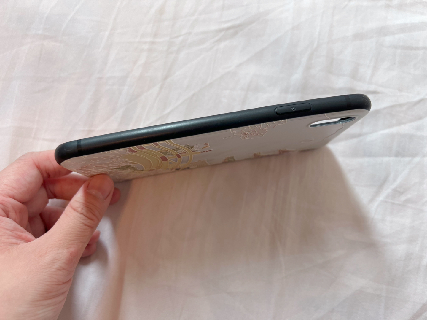 iPhone XS Max phone case used image indicator(3)