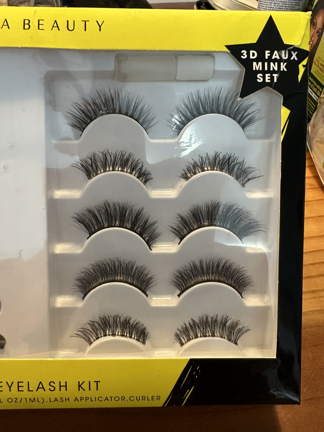 Kara Beauty eyelash kit - photo 3