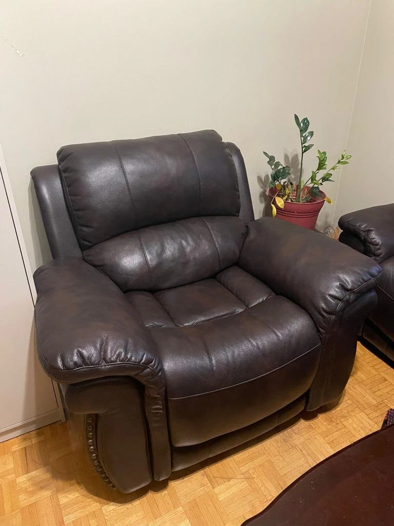 Rocker & Recliner Chair - photo 2