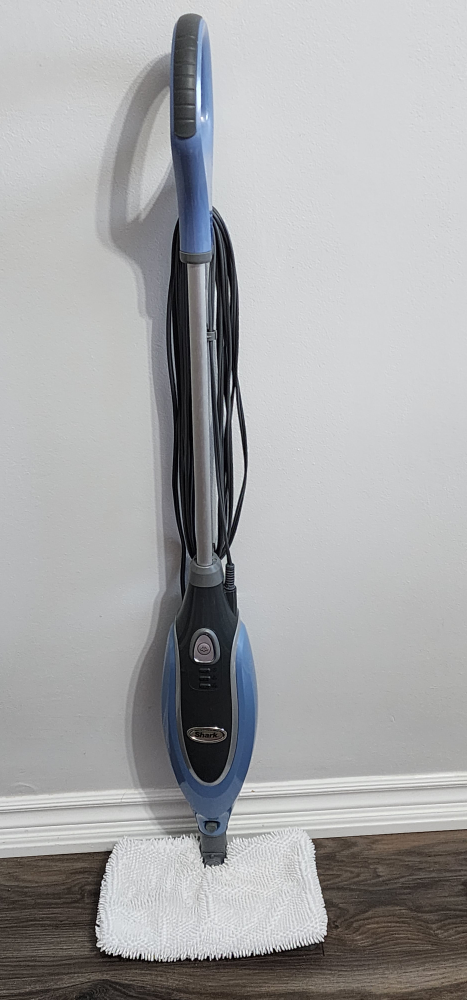 Fully functional Shark Steam Mop Professional (3602c) .
