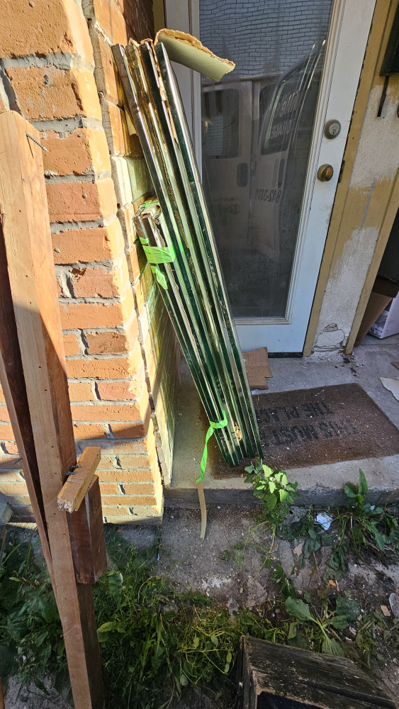Temperature glass and free racking