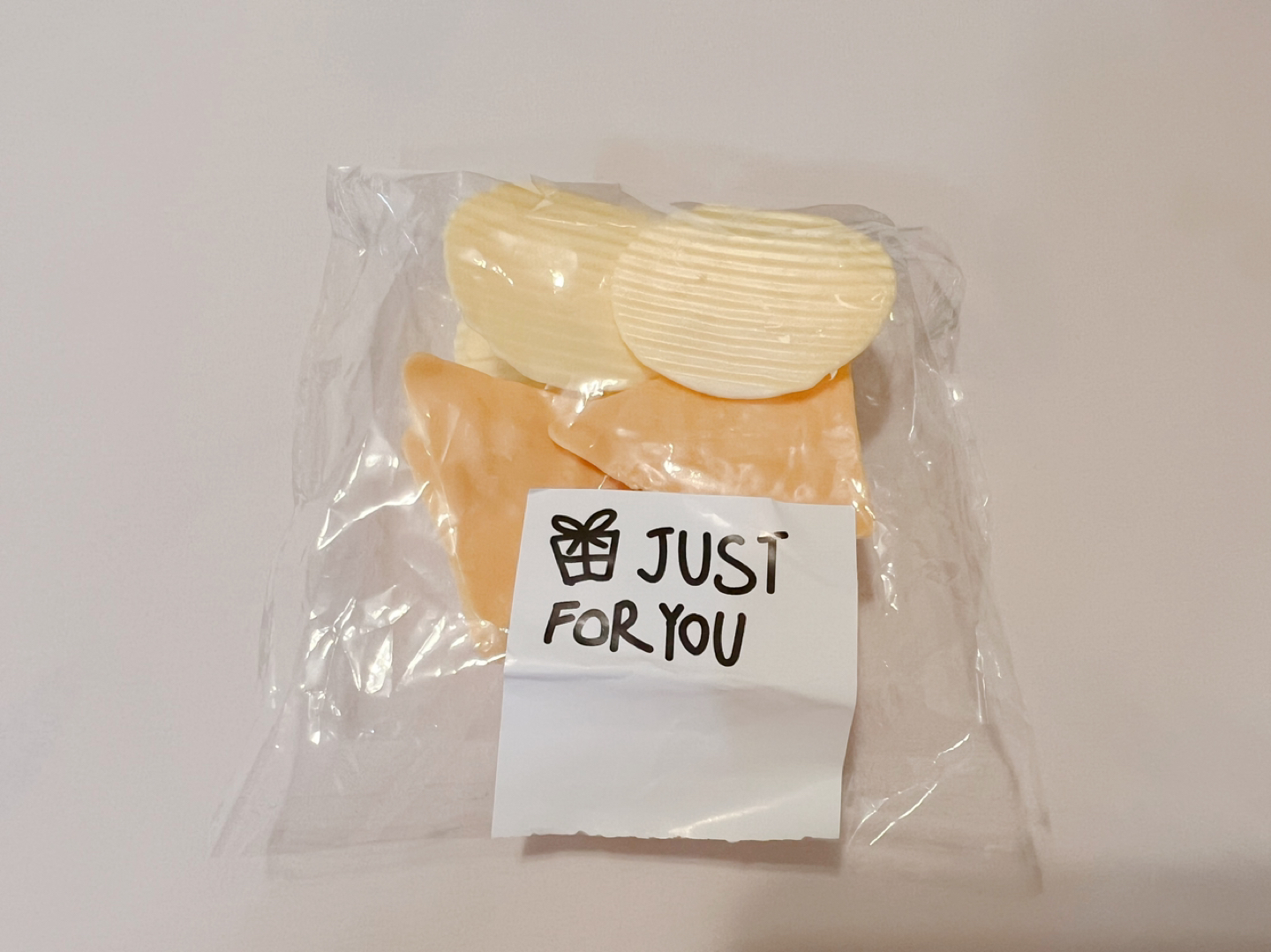 Chips and Doritos Clips Brand New 4pcs image indicator(3)