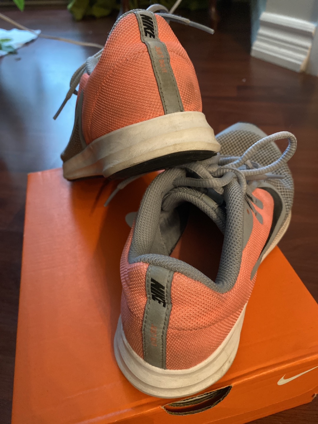 Nike Kid’s shoes SIZE 4.5Y - photo 2