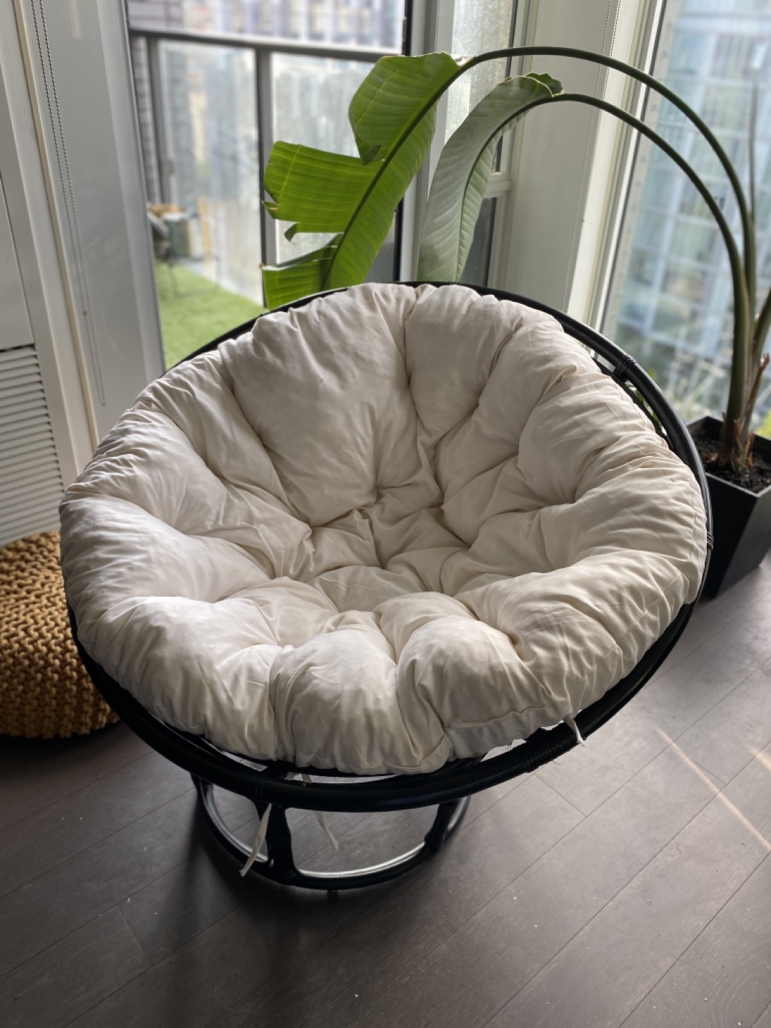 Basket style seat with cushion - photo 2