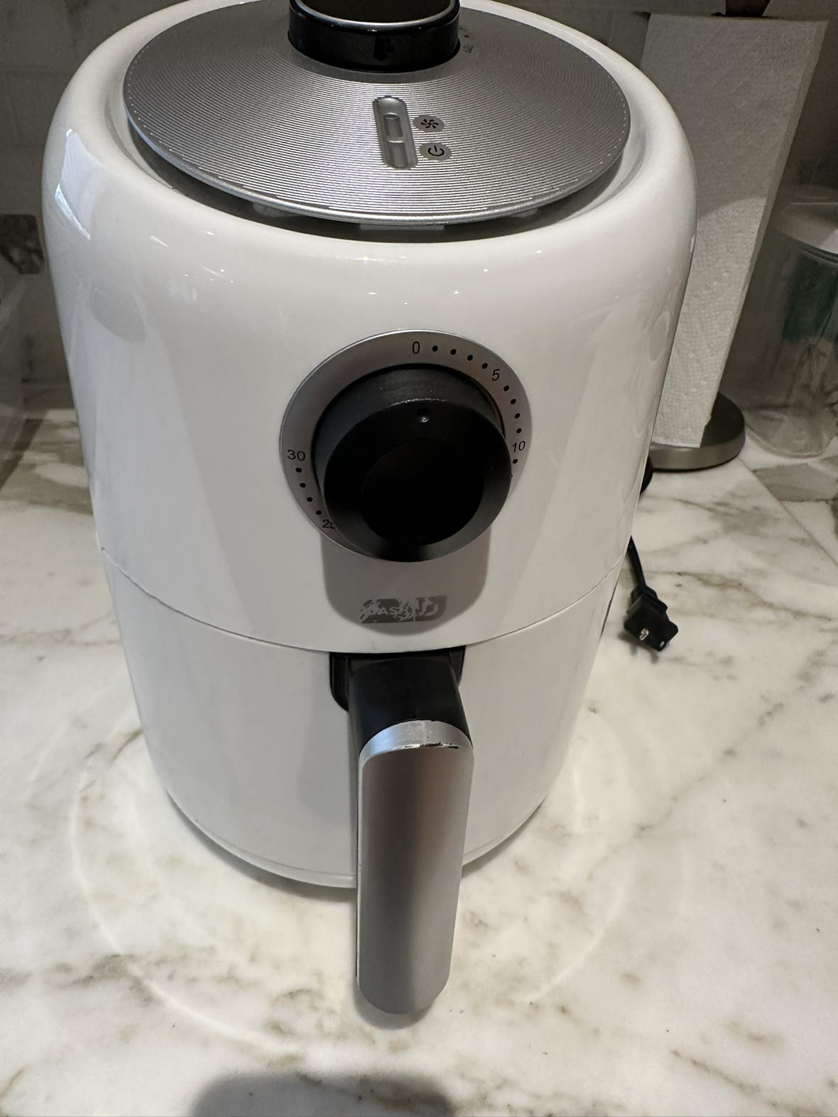 Dash compact air fryer thumbnail