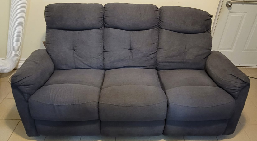 Reclining sofa