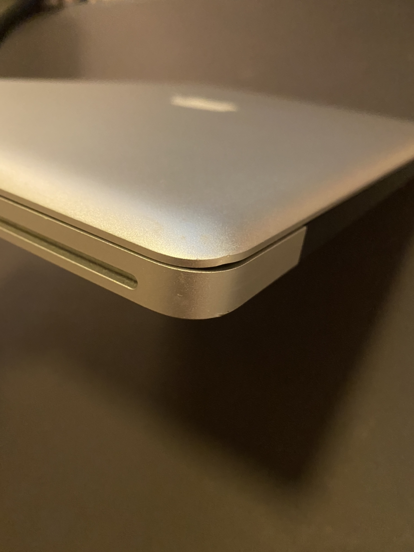 MacBook Pro 15inch (A1286) image indicator(2)