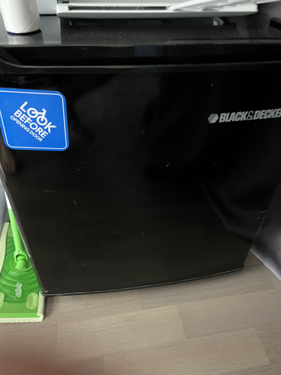 mini fridge thumbnail
