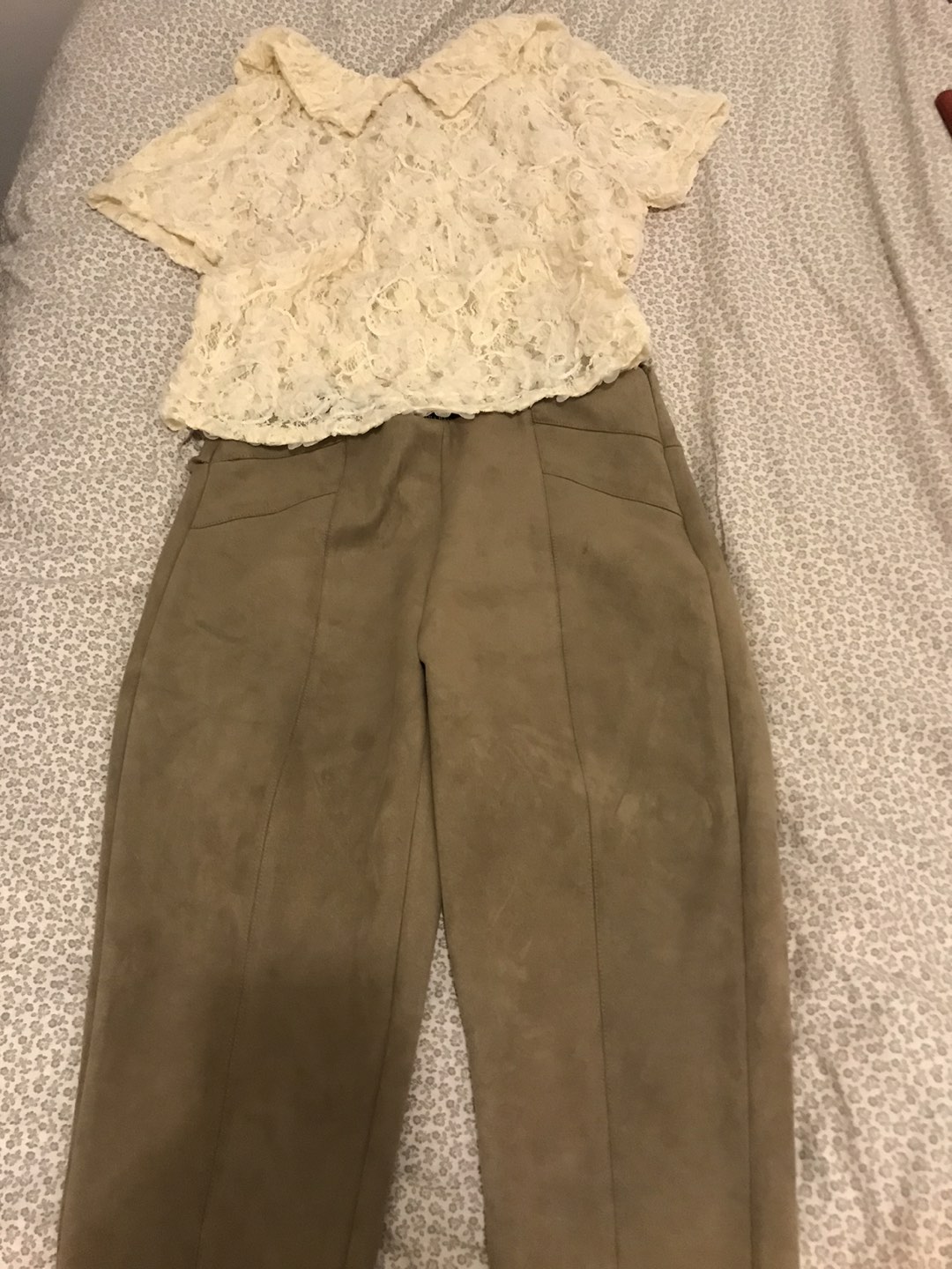 Zara velvet fitted pants and guipure lace top thumbnail