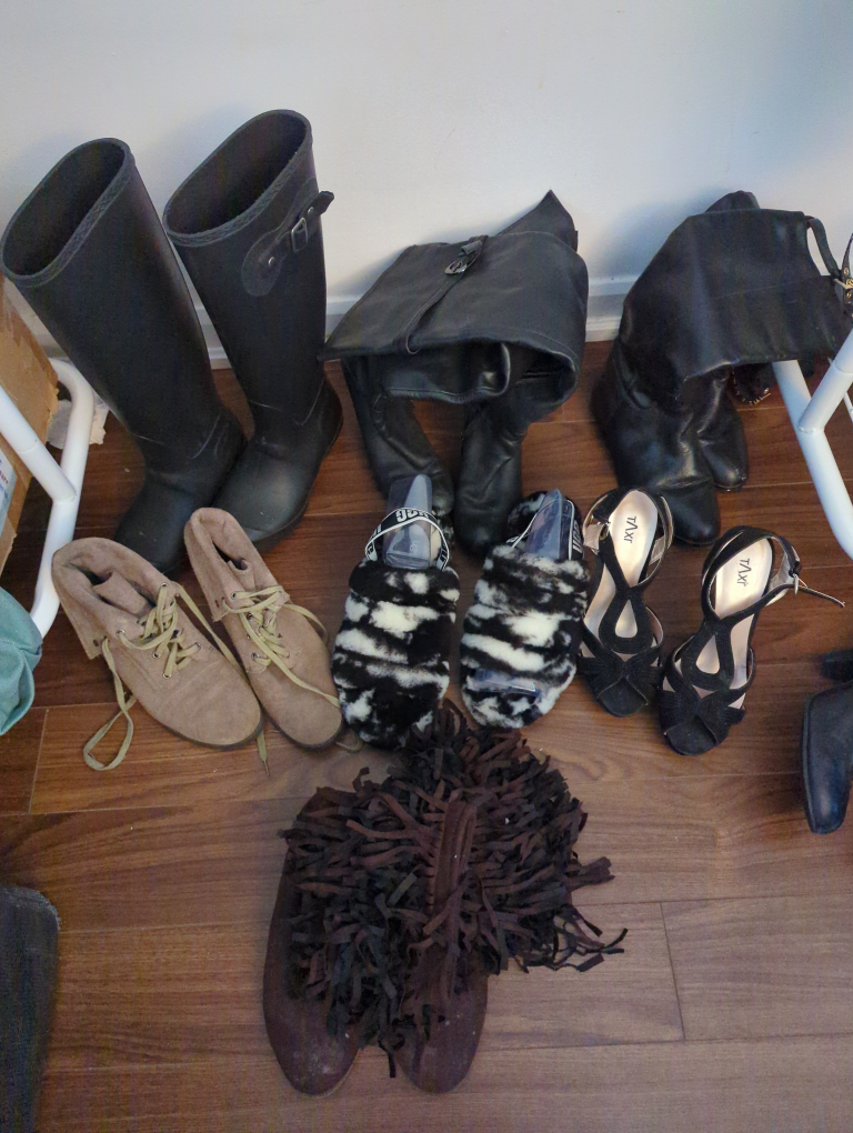 moving sale! shoes, bags, clothes thumbnail
