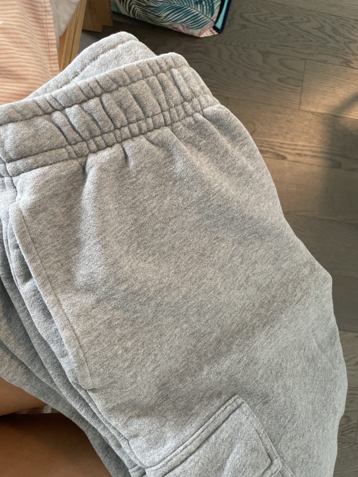 Aritzia TNA Mega fleece sweats - photo 3