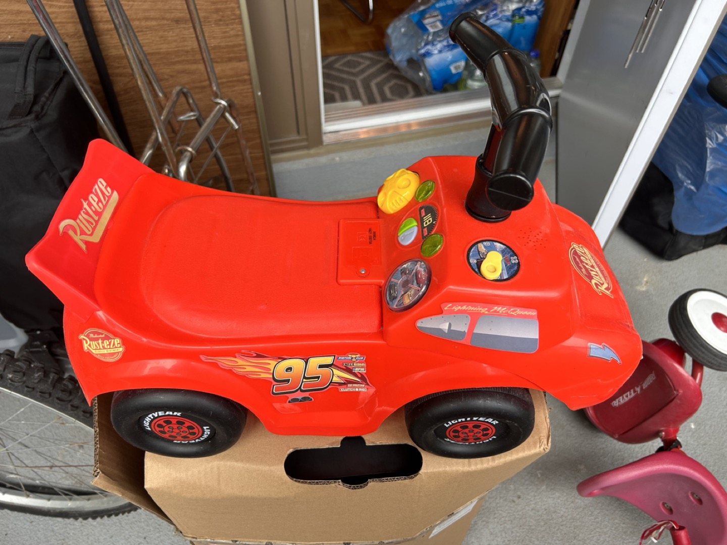 Lightning McQueen Kids riding car - photo 2