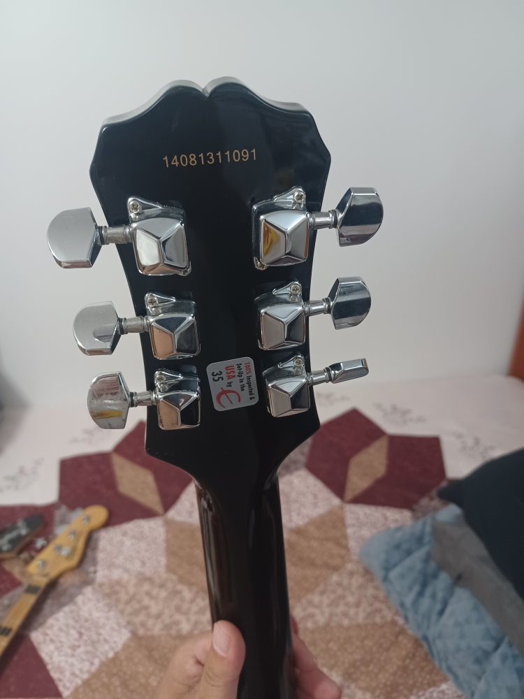 Electric Guitar - photo 4