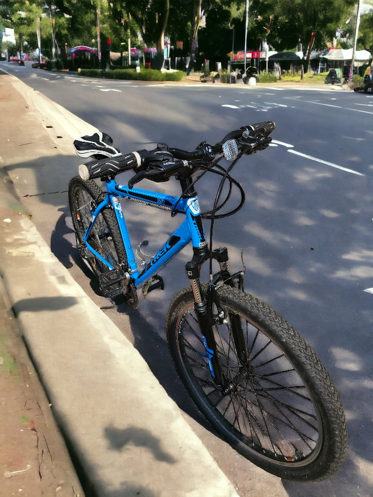 mountain bike - photo 3