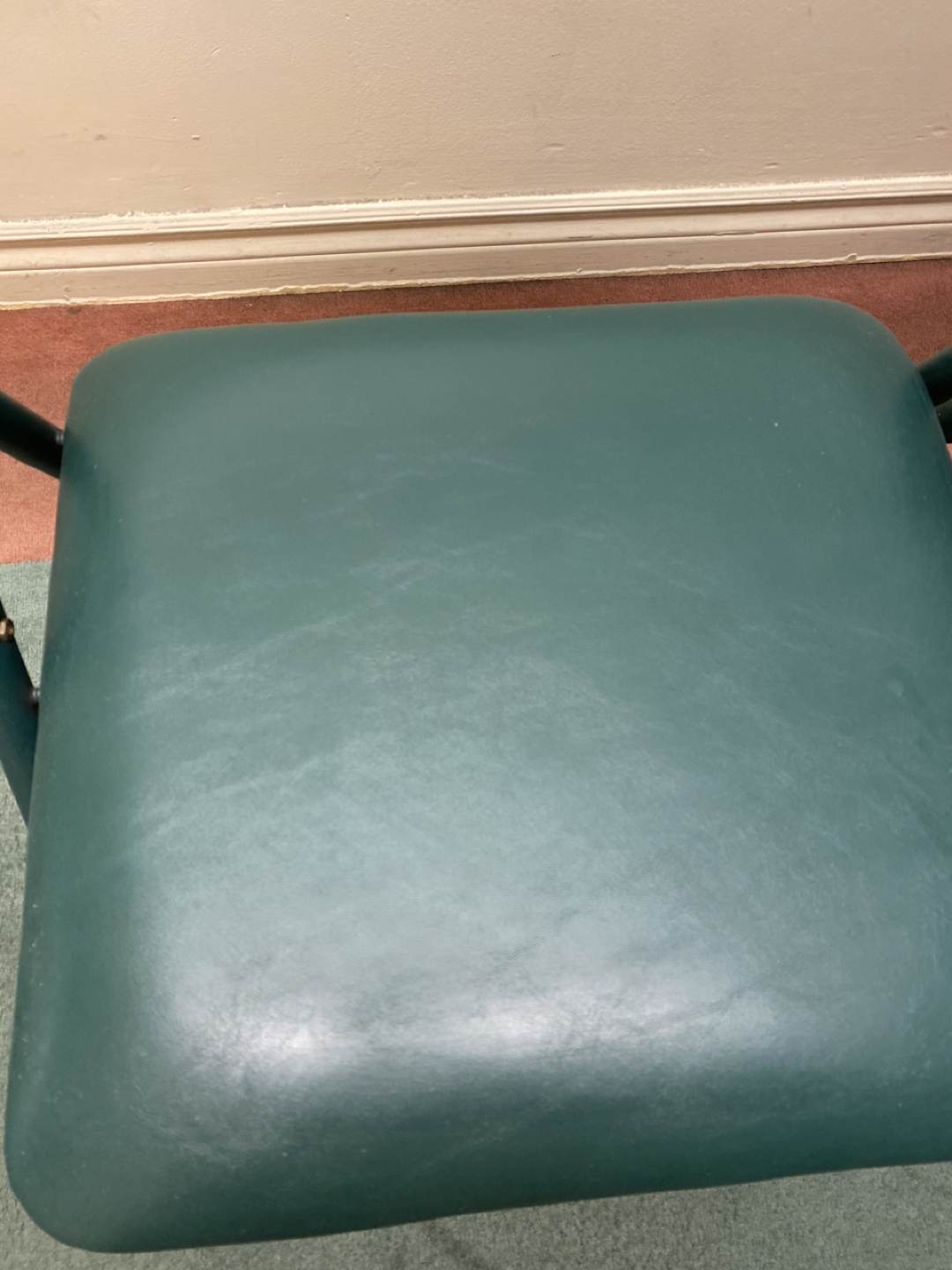 folding Chairs image indicator(3)