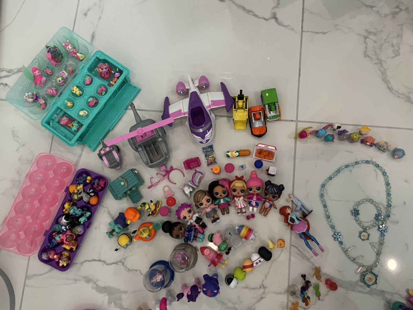 Bunch of toys - like new - photo 2