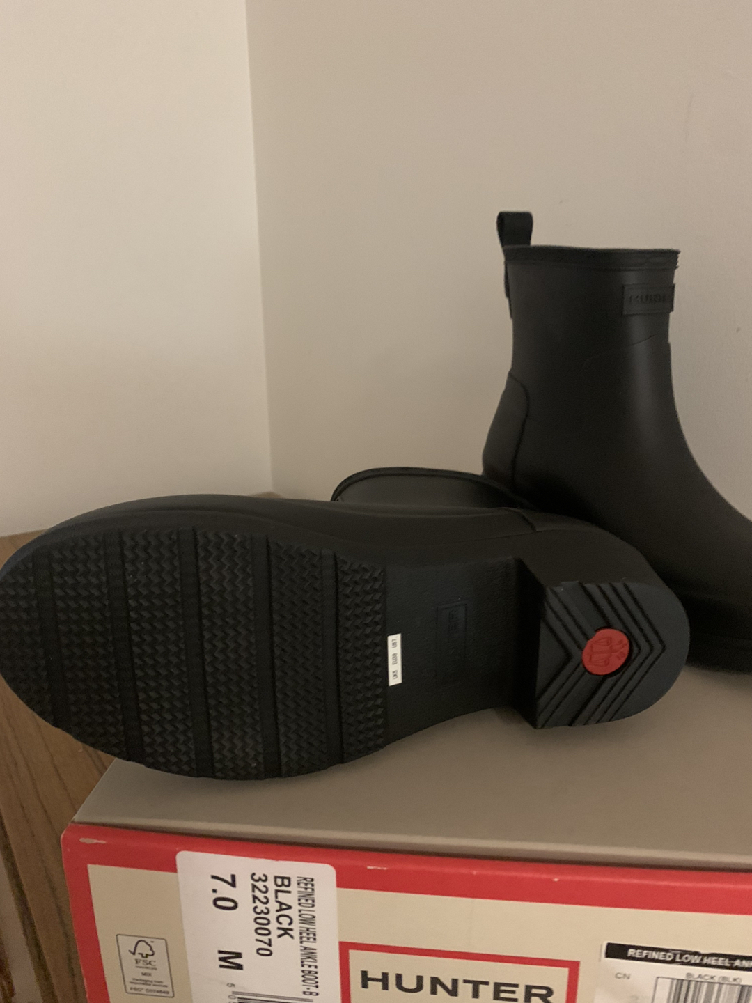New Hunter rain boots - photo 3