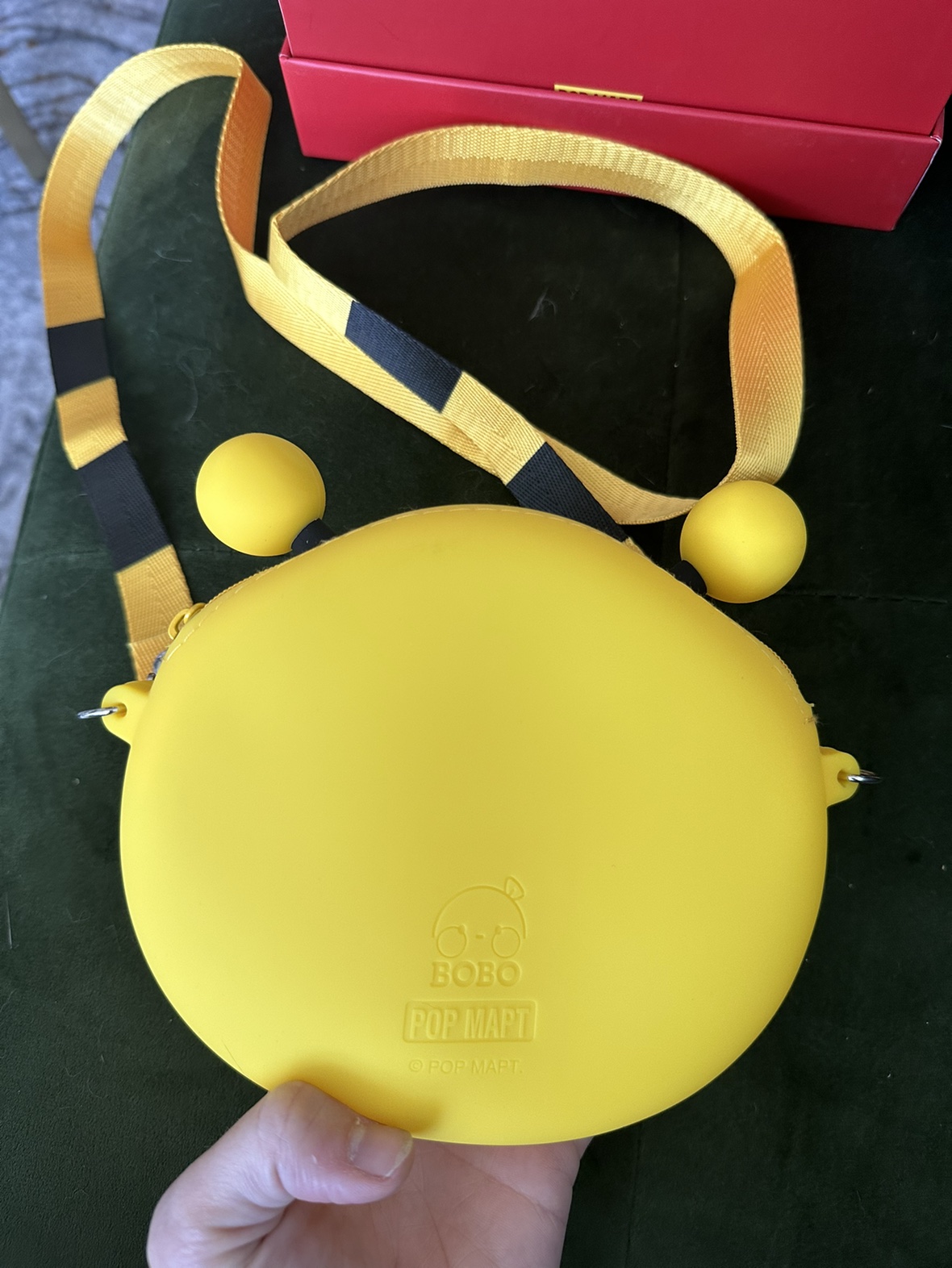 Pop Mart Lemon Bee Bag - photo 4