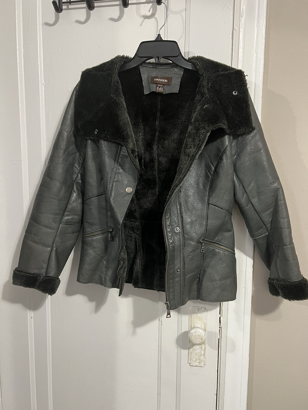 Leather jacket - photo 2