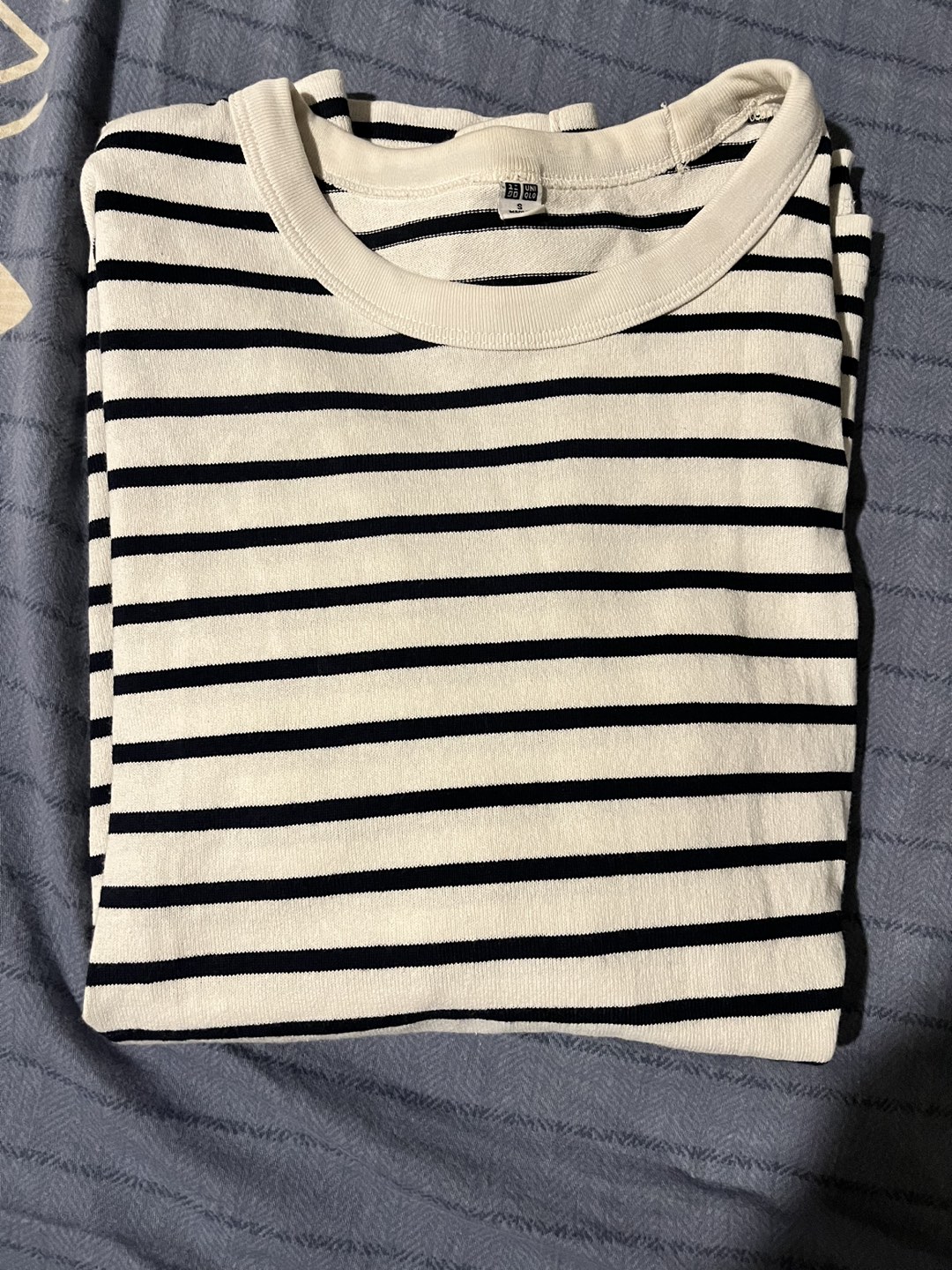 Uniqlo long sleeves T-shirt image indicator(2)