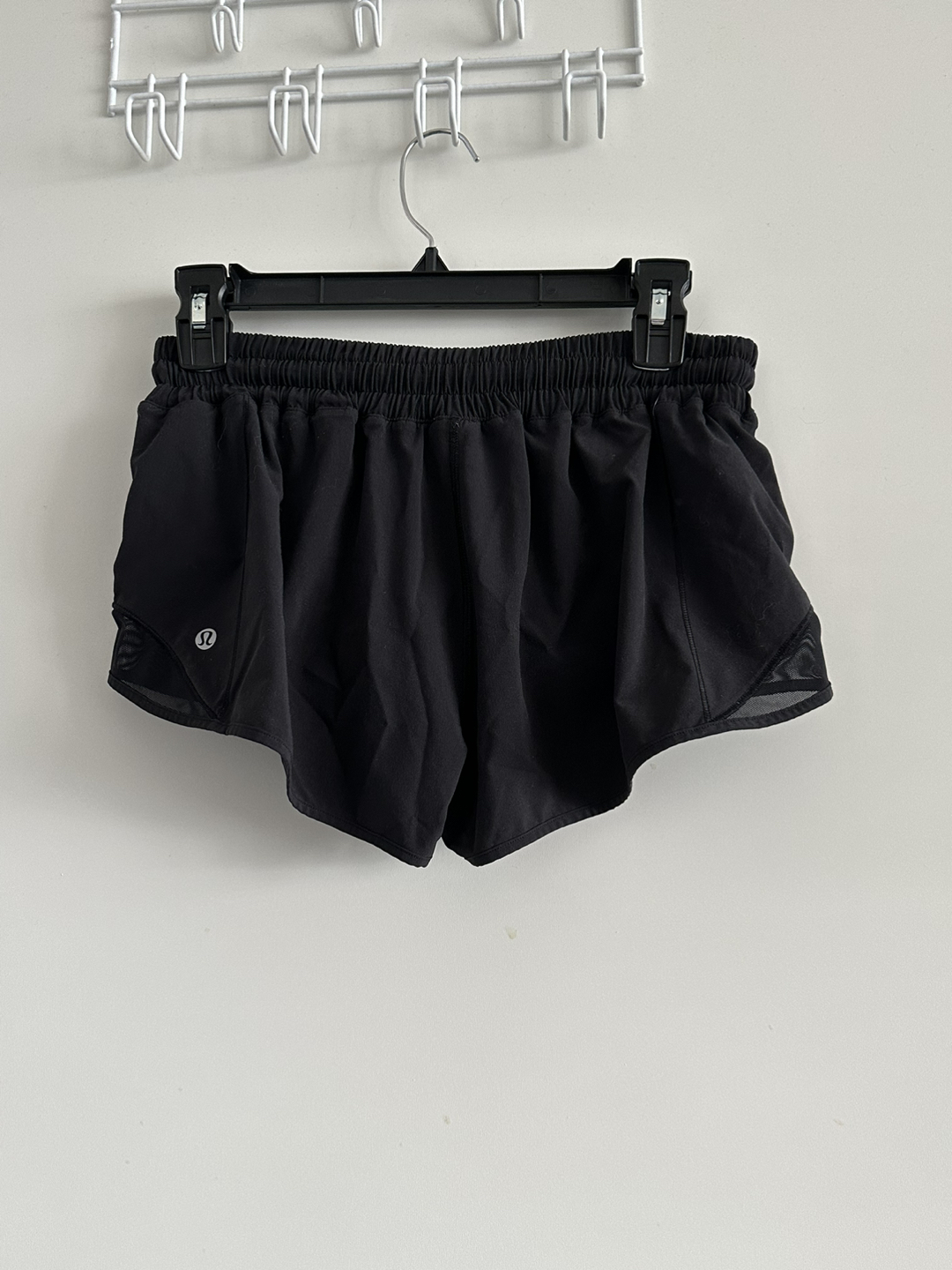 Lululemon shorts thumbnail