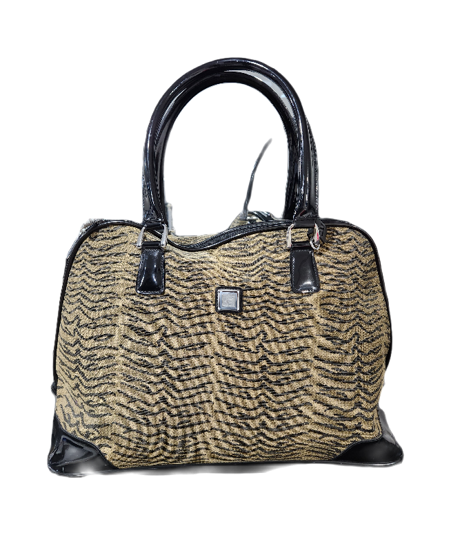 DVF weekend Travel bag with lock image indicator(2)