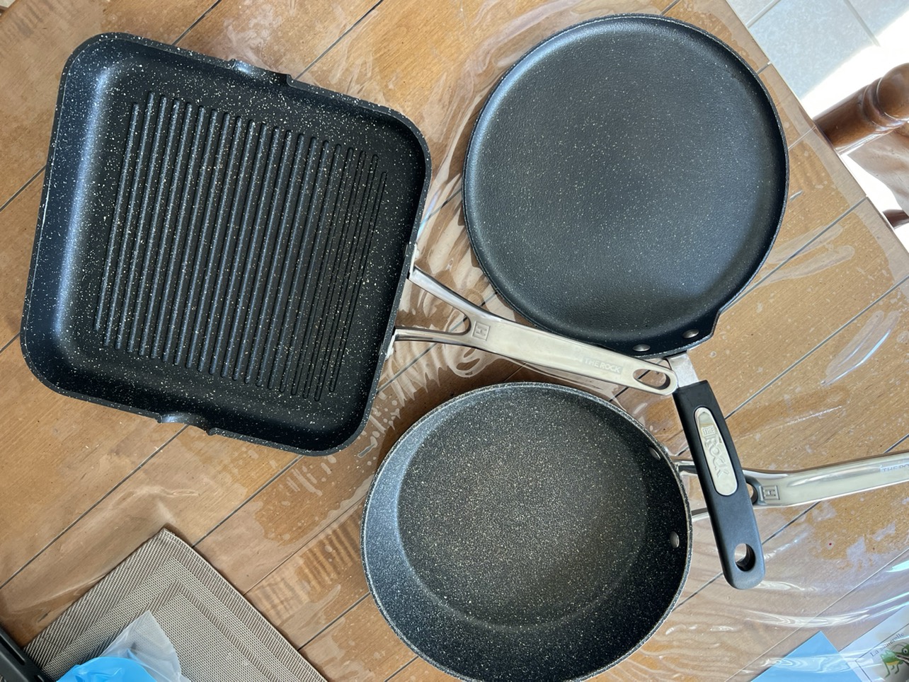 Rock pans and skillet - photo 5