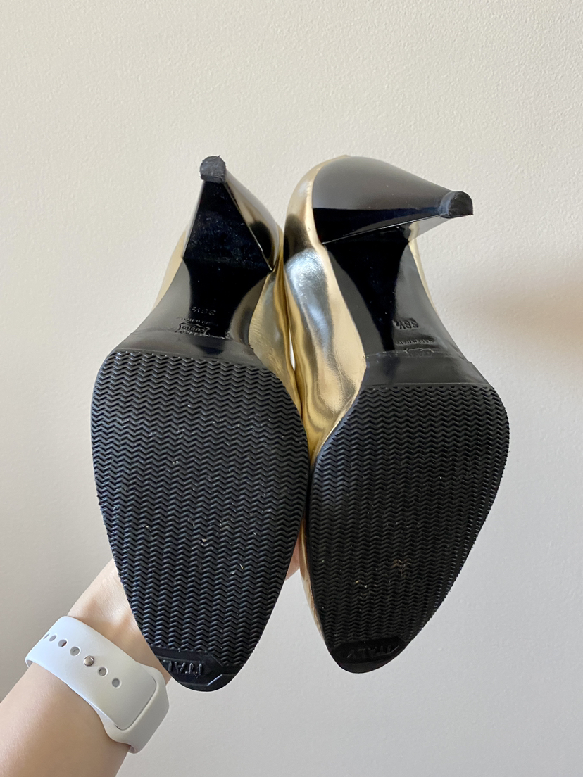 LANVIN gold pumps image indicator(5)