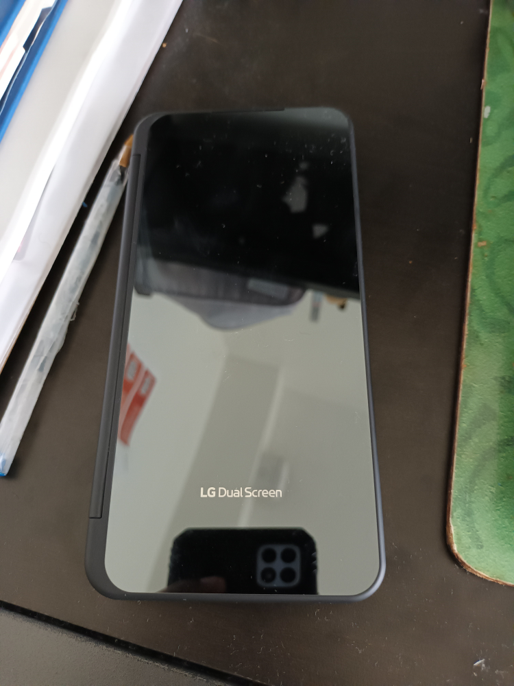 LG v60 Phone + dualscreen case thumbnail