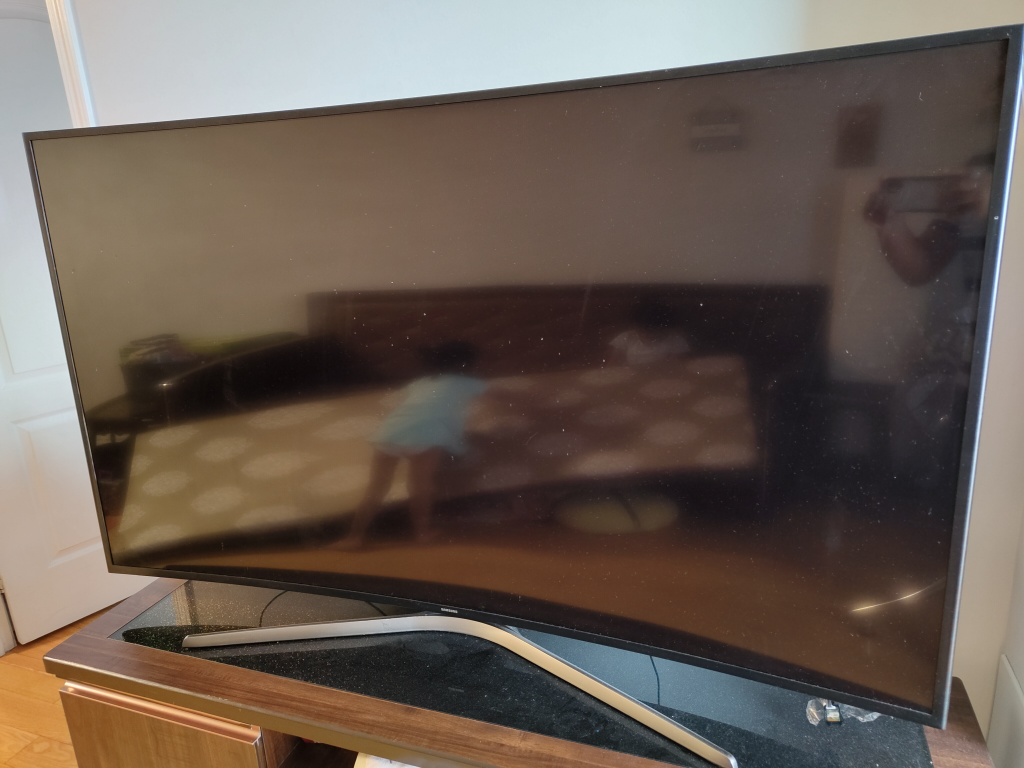 65 inch Samsung TV