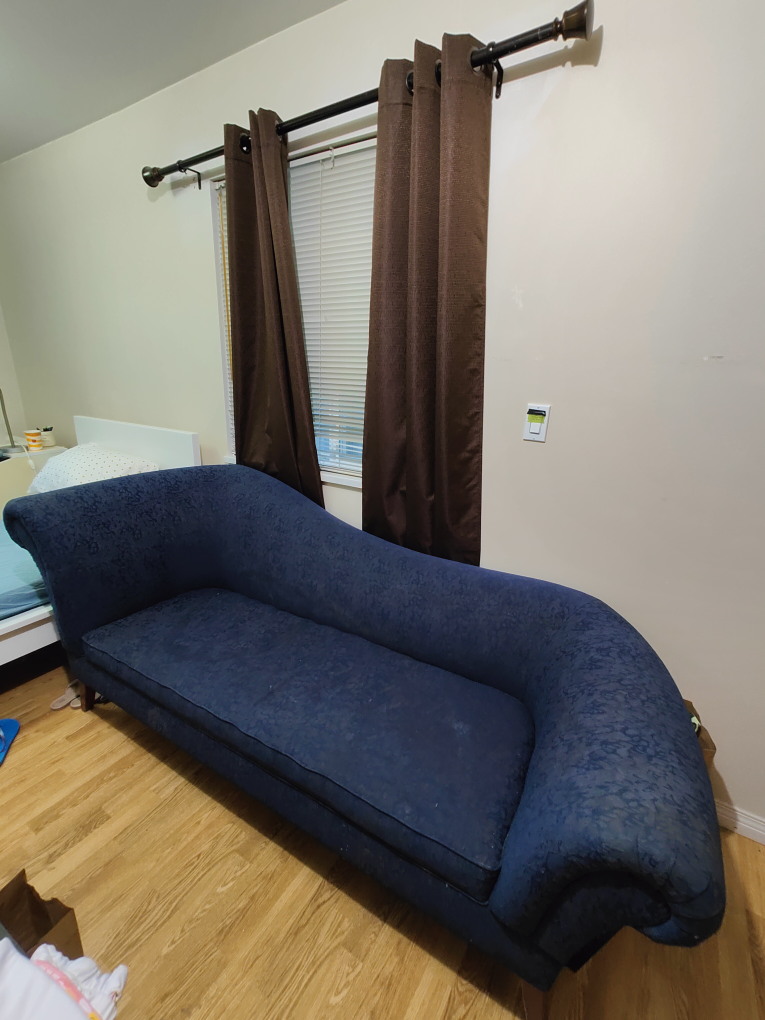 Free couch - photo 3