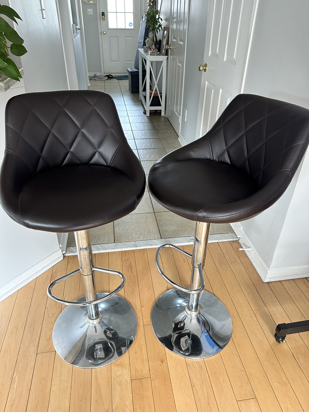 Bar swivel stool set thumbnail