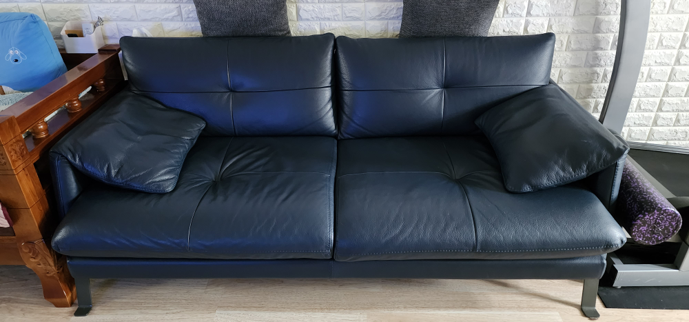 3 seat sofa
