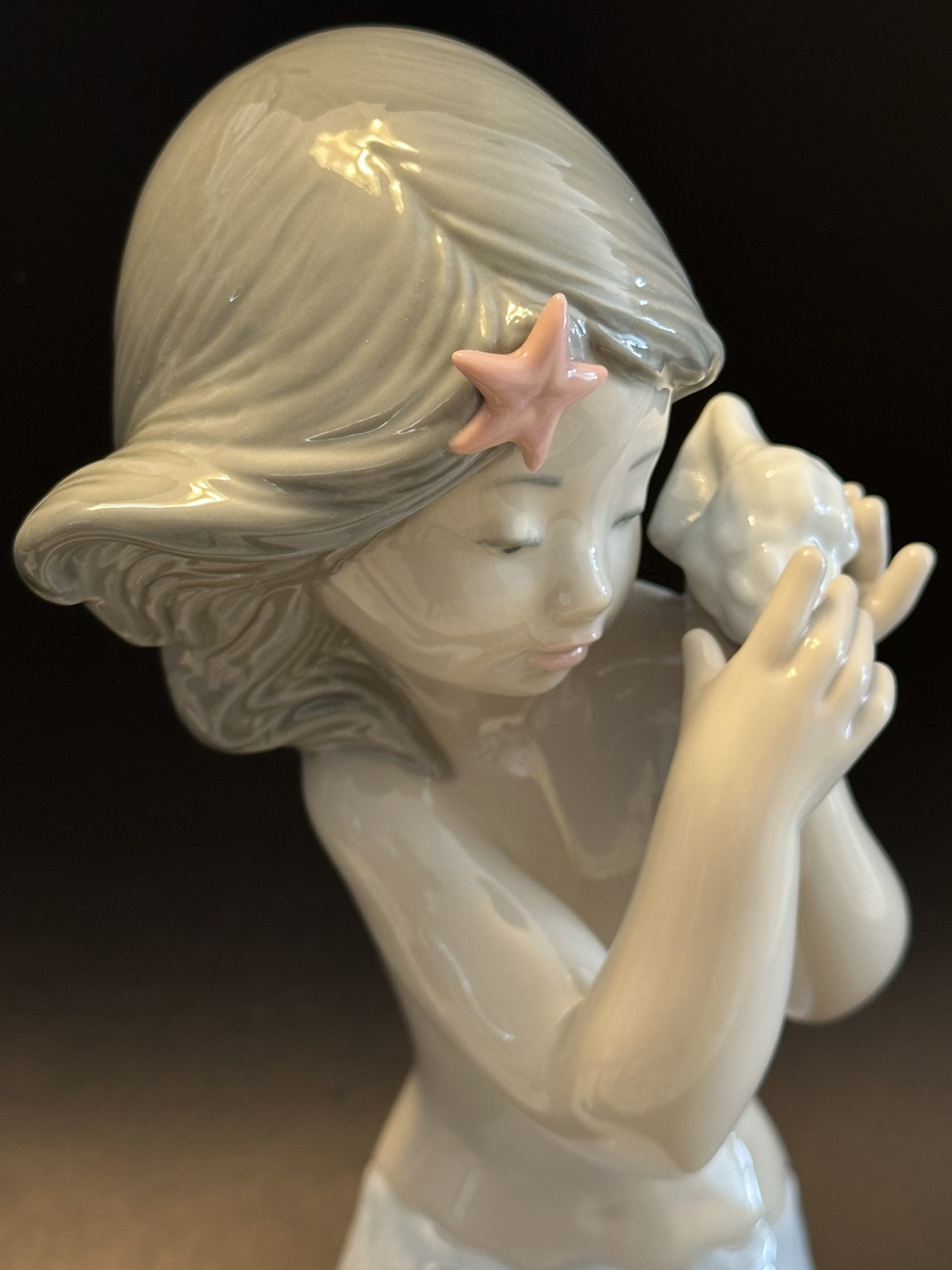 Nao Sounds of The Sea Porcelain Figurine image indicator(4)