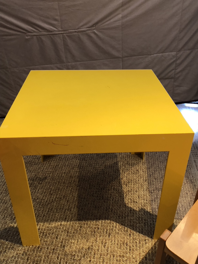 Children’s table and chairs - needs to go - photo 5