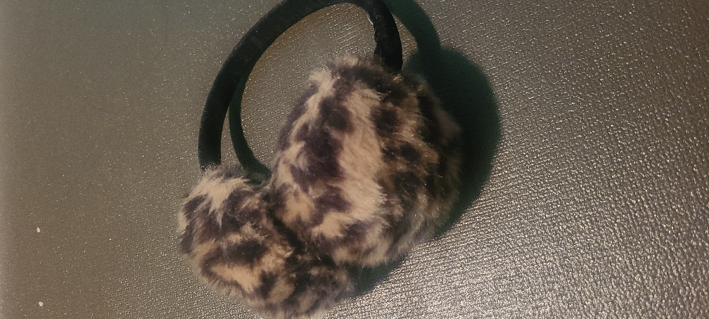 White winter hat and earmuffs - photo 3