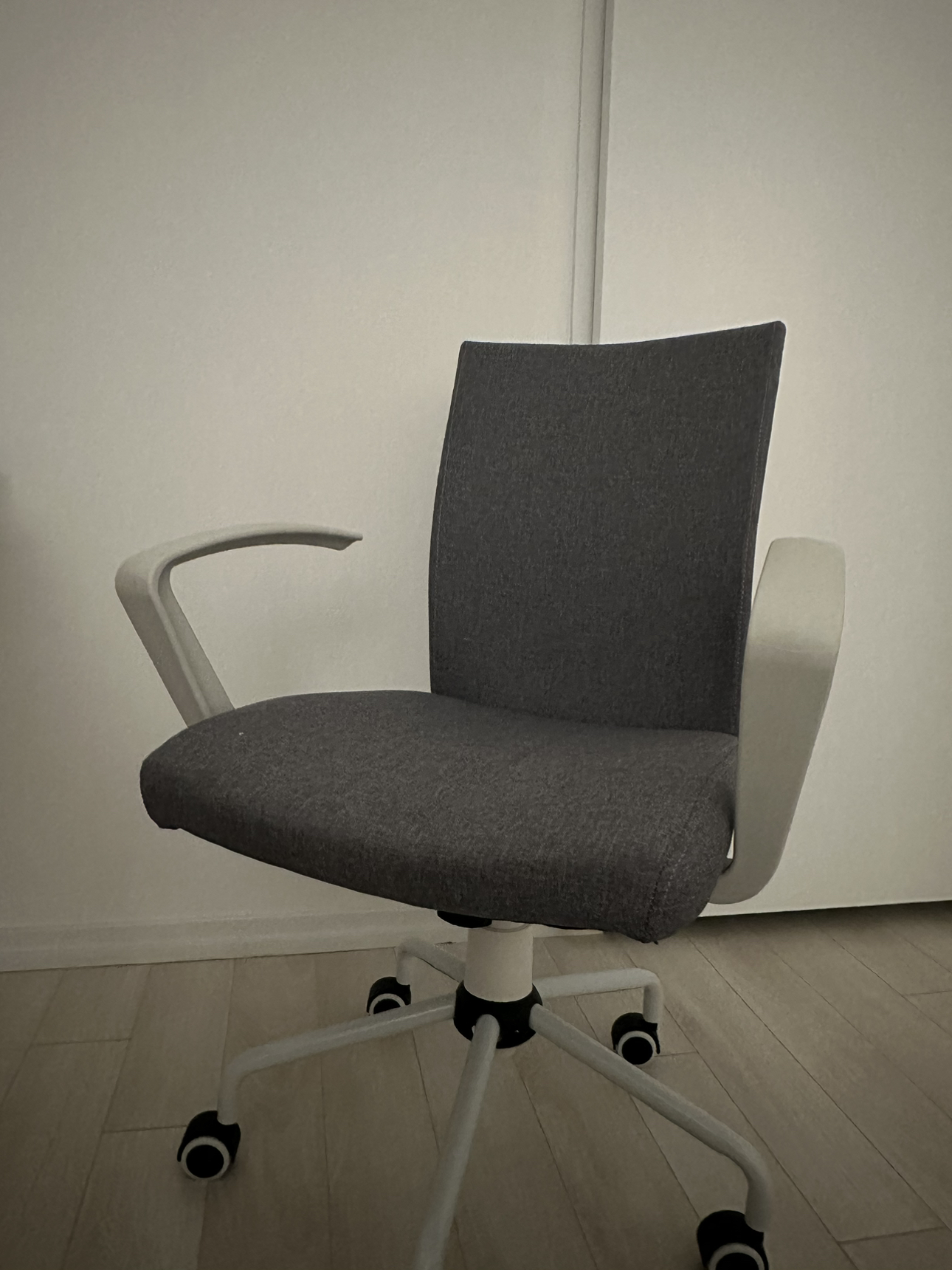 Desk chair - photo 2