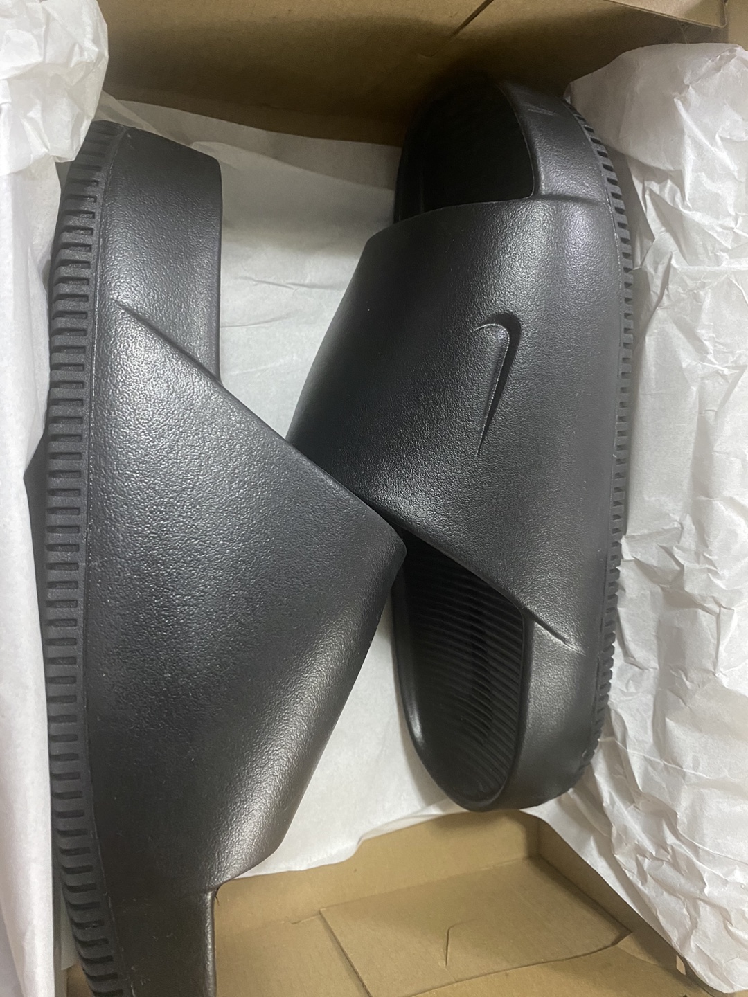 Nike calm slide