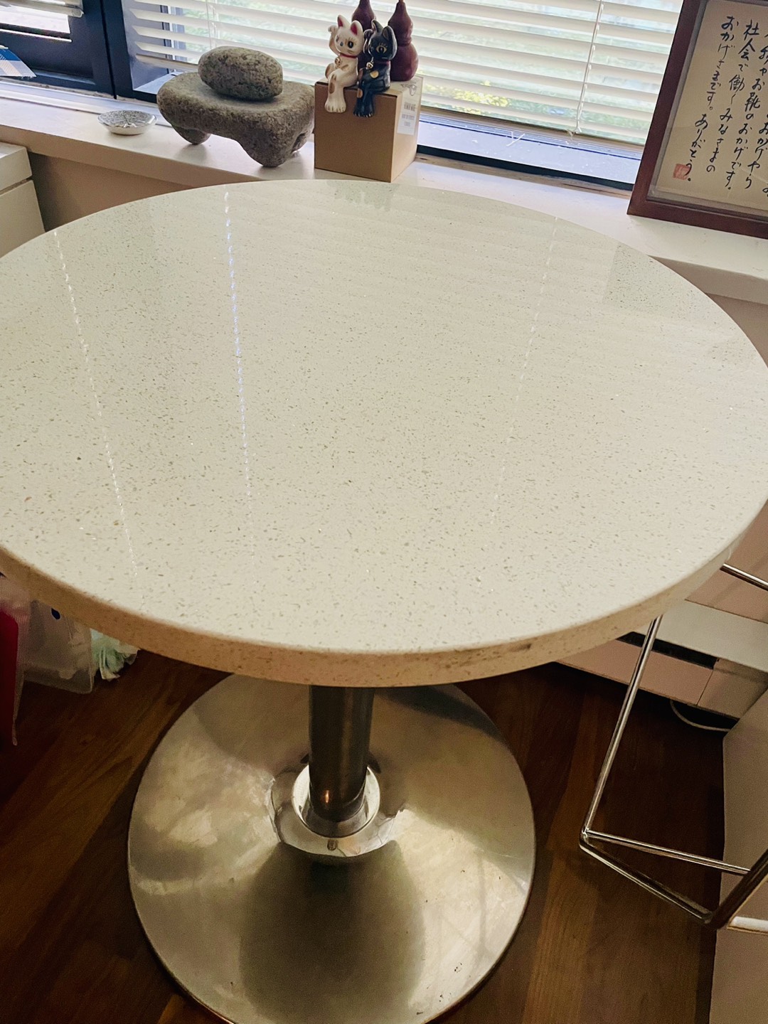 Granite top round table