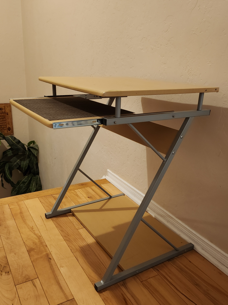 Small Beige Working Desk image indicator(2)