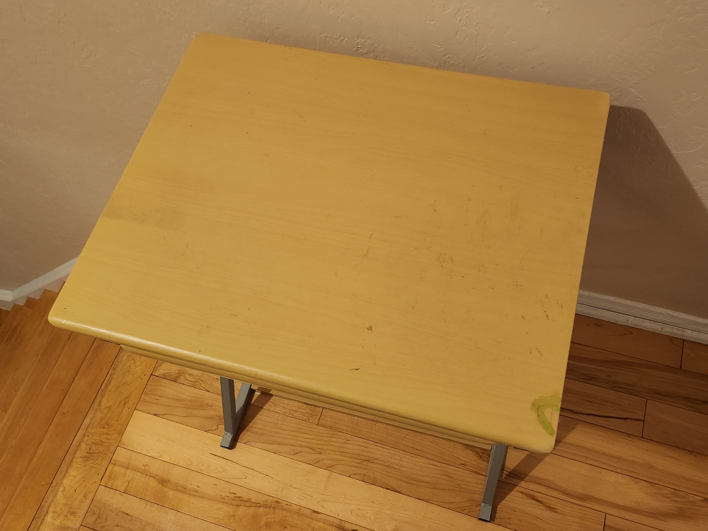 Small Beige Working Desk image indicator(4)