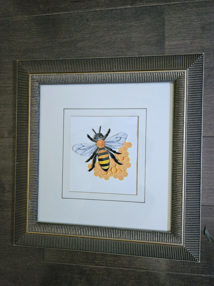 Framed picture, 3D, bee thumbnail