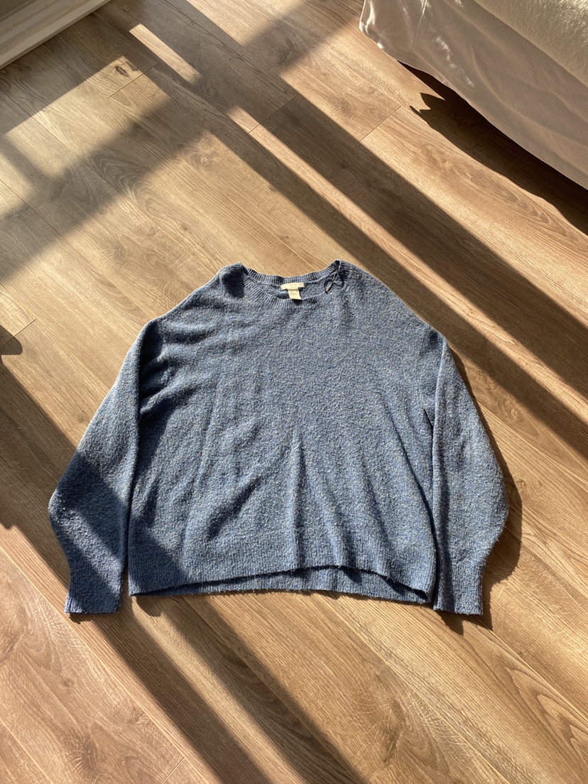 H&m sweater blue