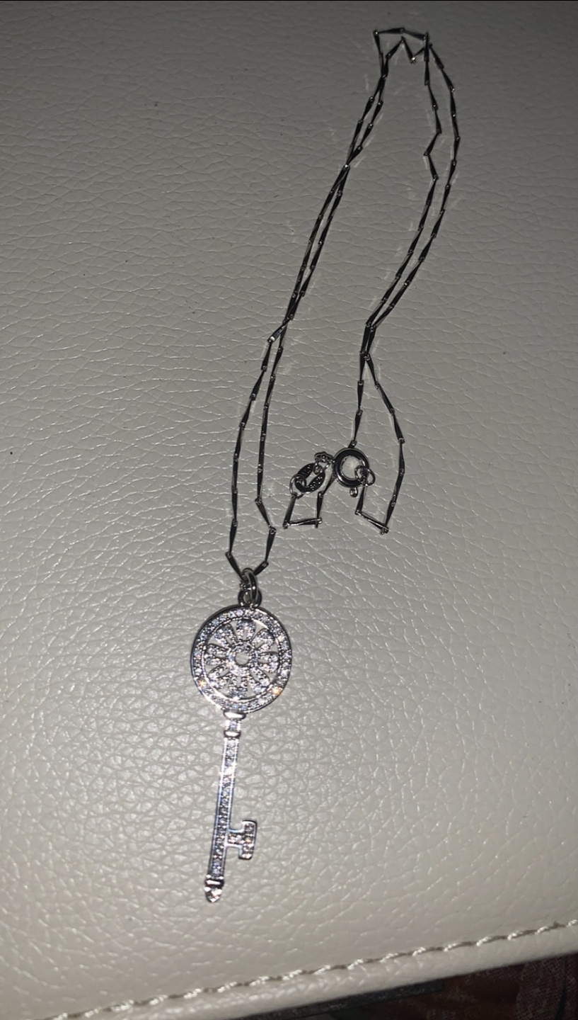 Keys necklace thumbnail